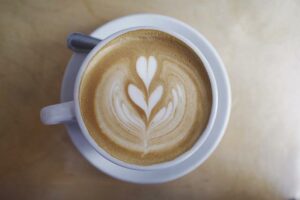 Kafe latte jako z kavárny: Tajemství dokonalé pěny 4 Kafe latte jako z kavárny: Tajemství dokonalé pěny